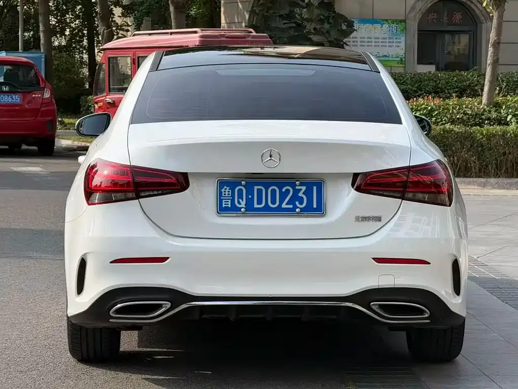 Mercedes-Benz A-Class — фото 10