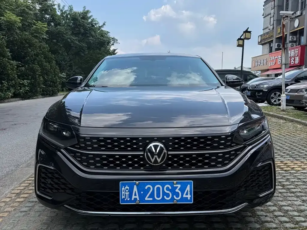 Volkswagen Passat — фото 5