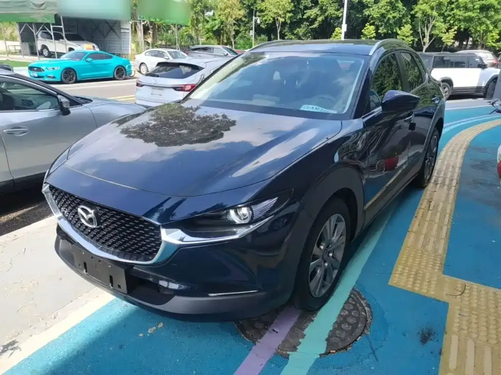 Mazda CX-30 — фото 1