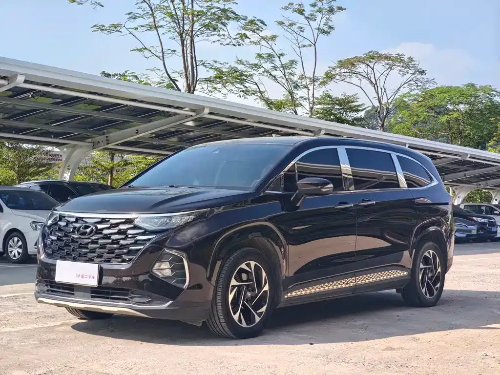 Hyundai Custo — фото 1