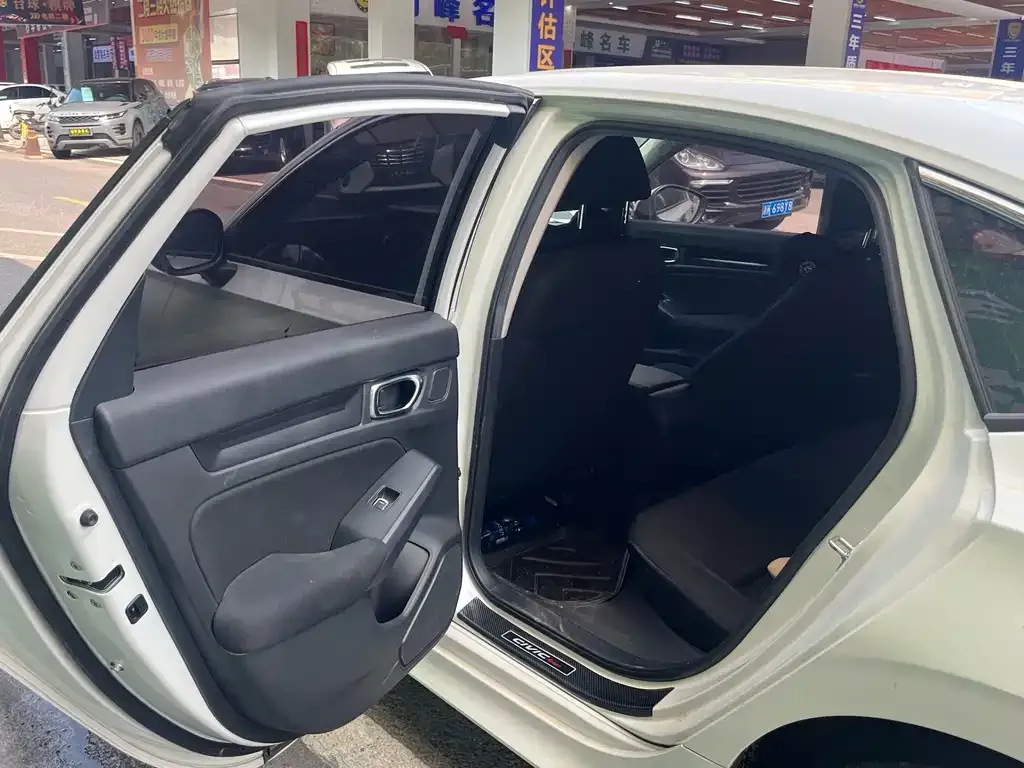 Honda Civic — фото 6