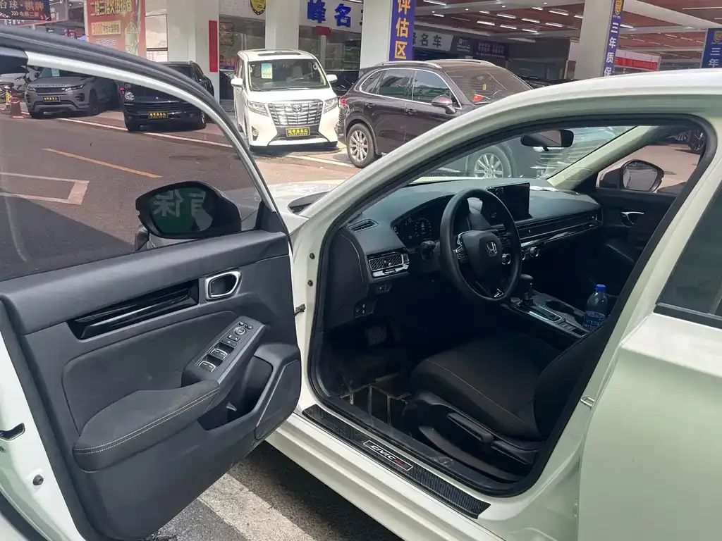 Honda Civic — фото 8
