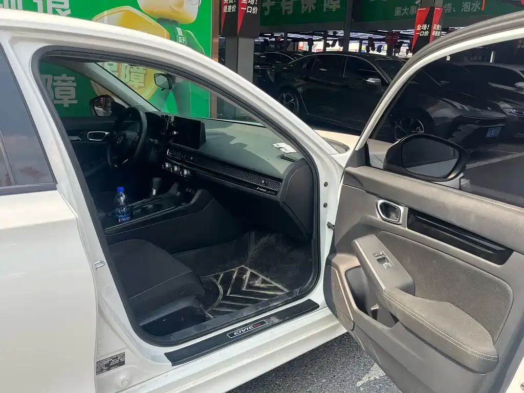 Honda Civic — фото 7