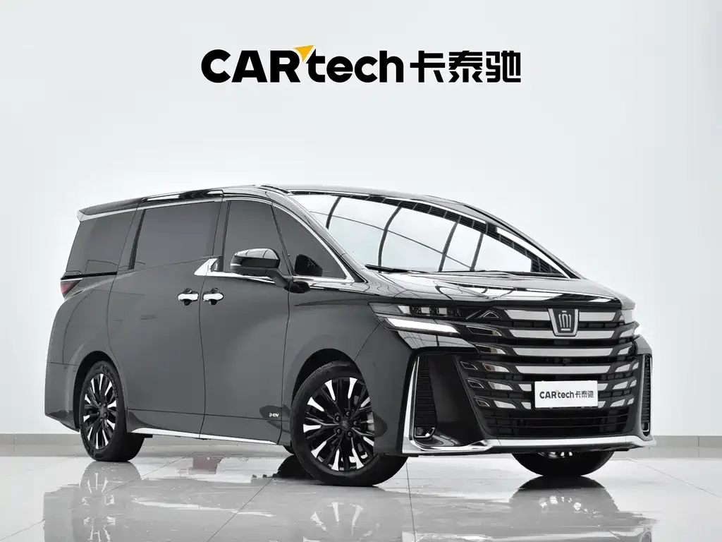 Toyota Alphard — фото 2