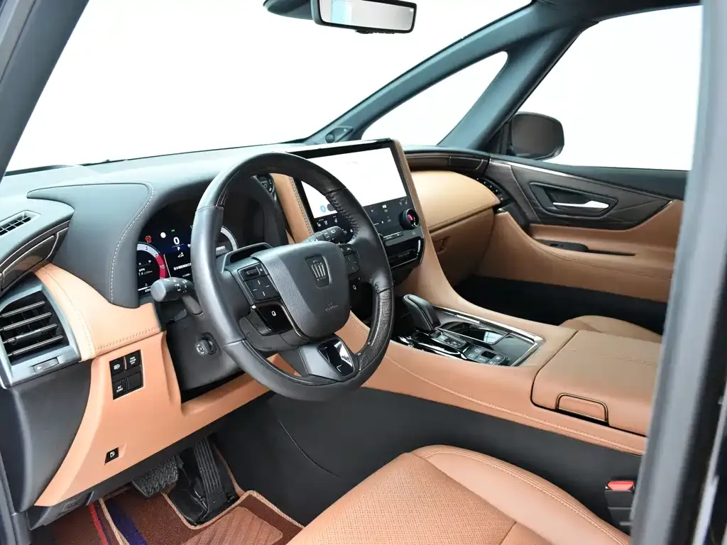 Toyota Alphard — фото 7