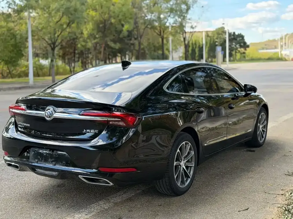 Buick LaCrosse — фото 8