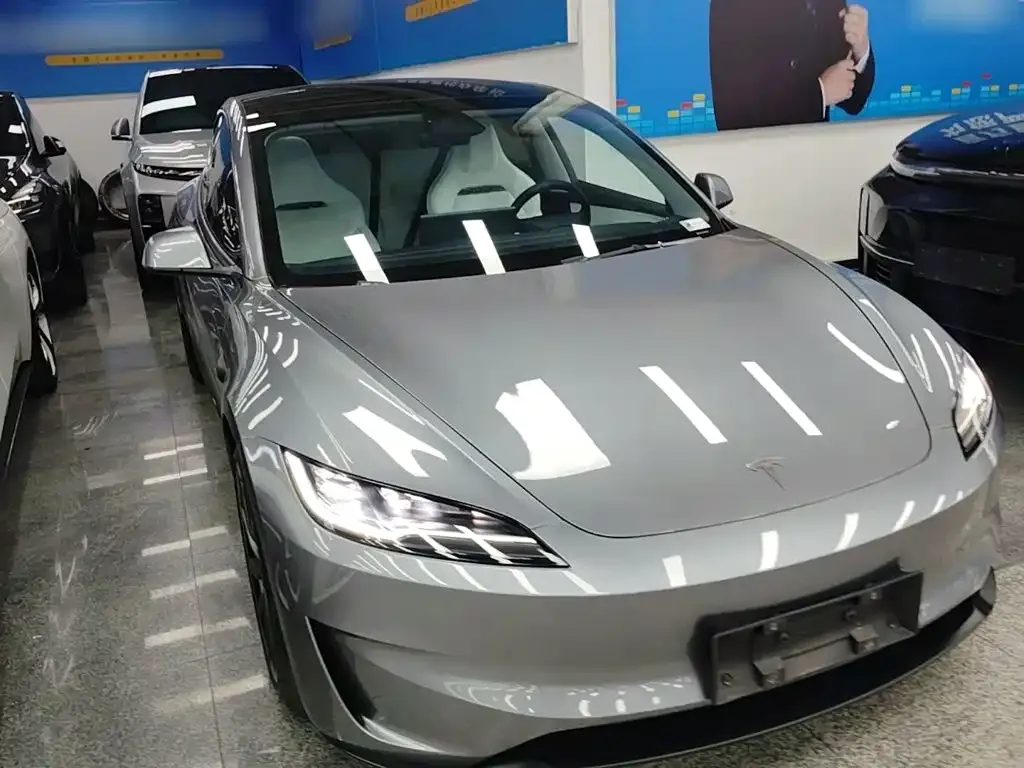 Tesla Model 3 — фото 4