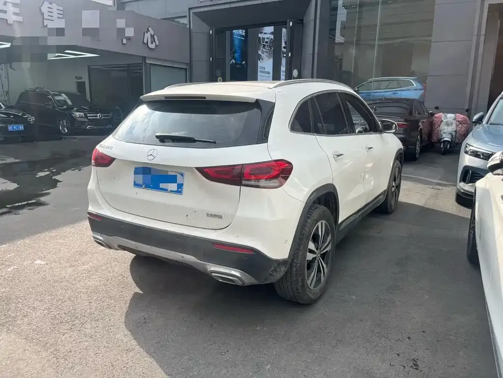 Mercedes-Benz GLA — фото 8
