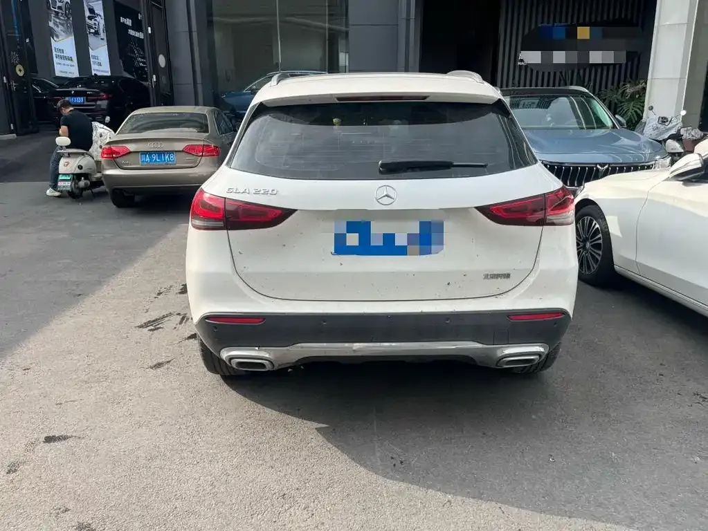 Mercedes-Benz GLA — фото 5
