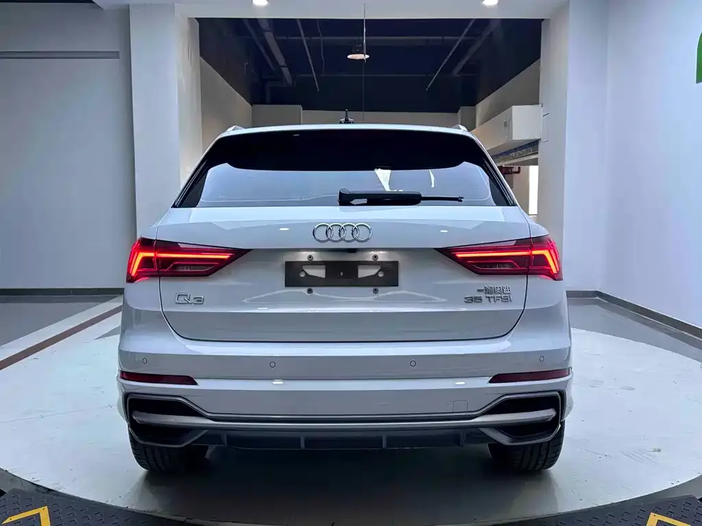 Audi Q3 — фото 3