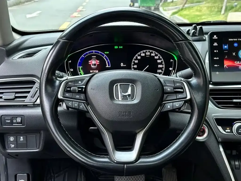 Honda Accord — фото 4