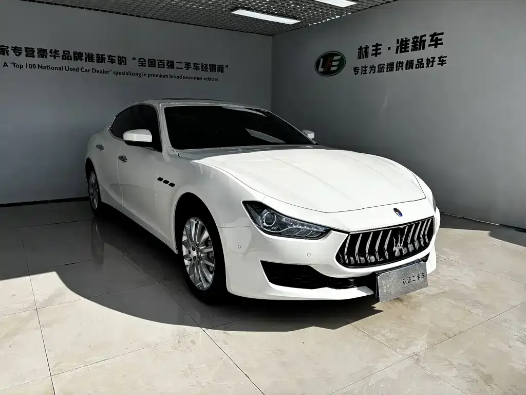 Maserati Ghibli — фото 6