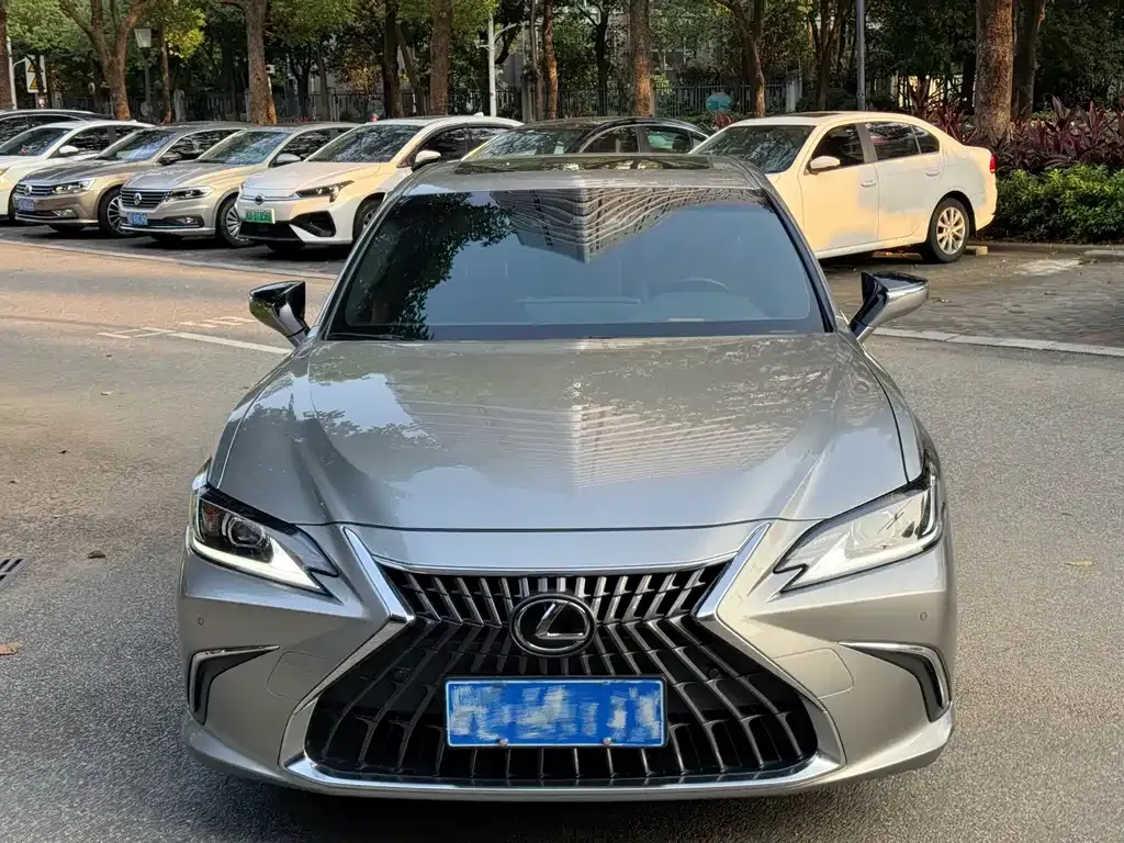 Lexus ES — фото 2