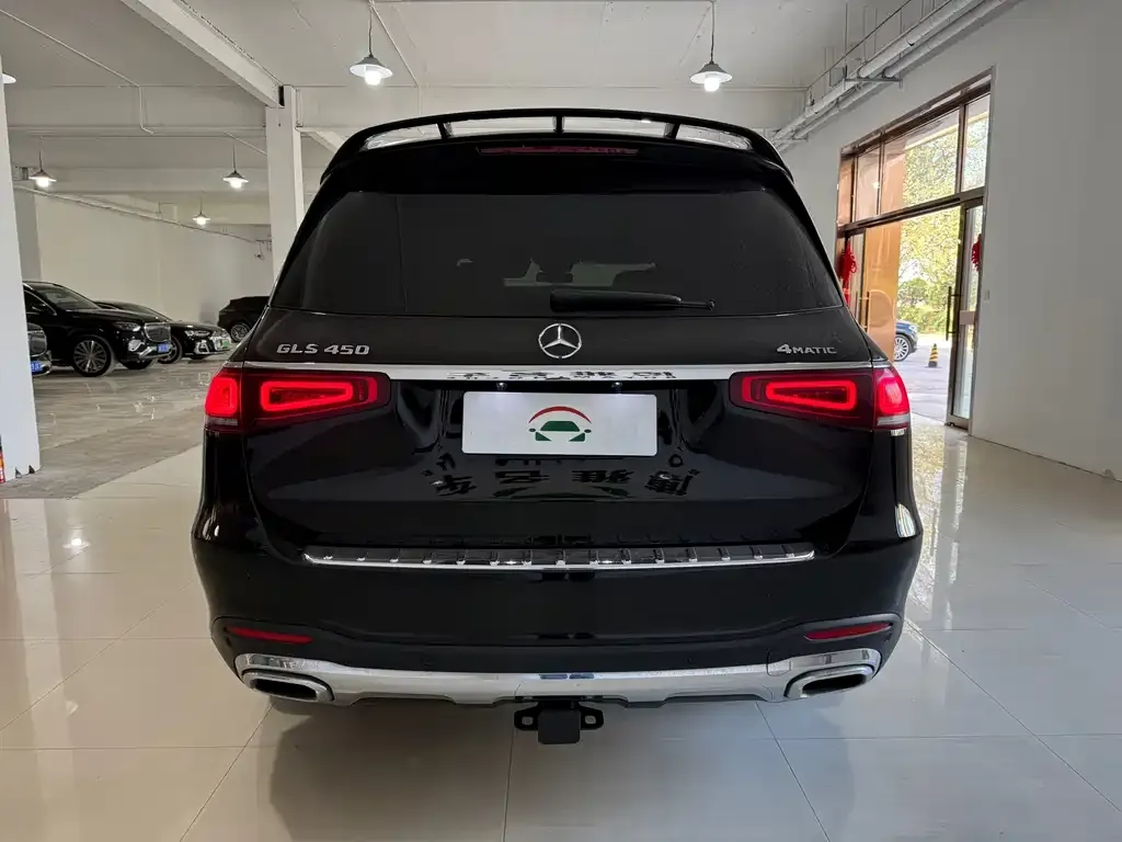 Mercedes-Benz GLS — фото 7