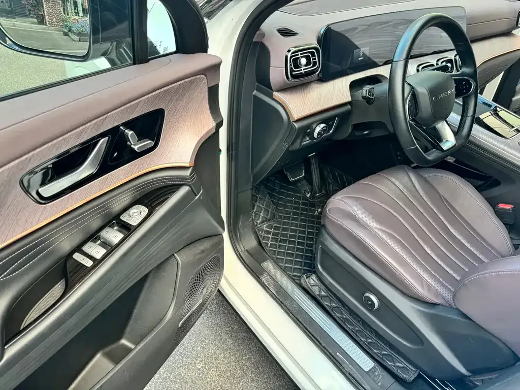 Chery Tiggo 9 — фото 10
