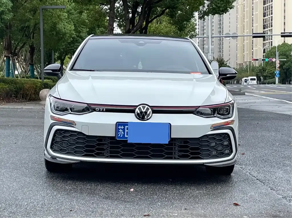 Volkswagen Golf GTI — фото 6