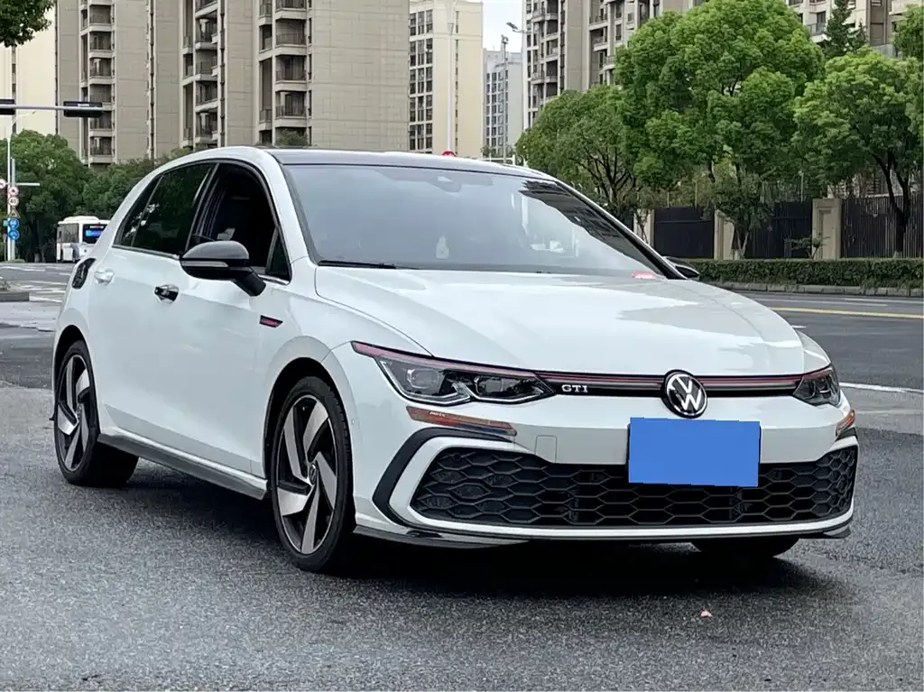 Volkswagen Golf GTI — фото 8