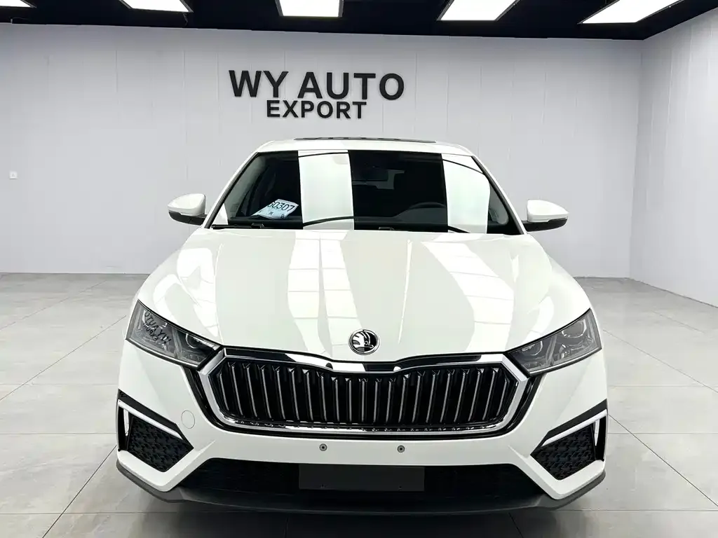 Skoda Octavia — фото 10