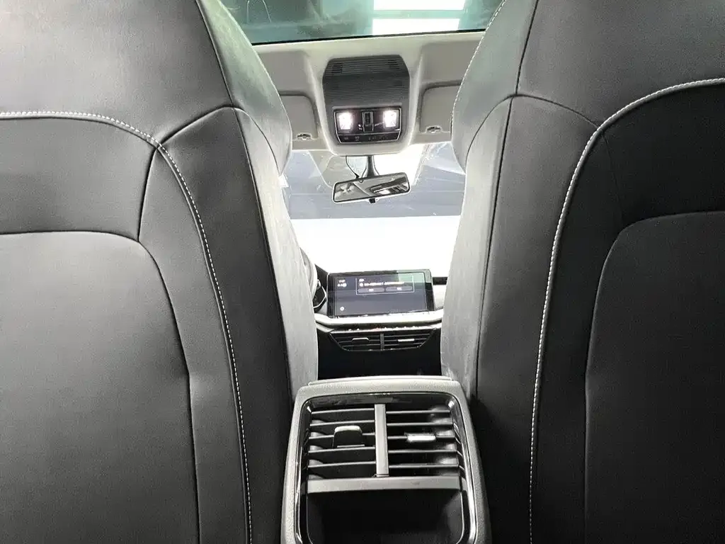 Skoda Octavia — фото 5