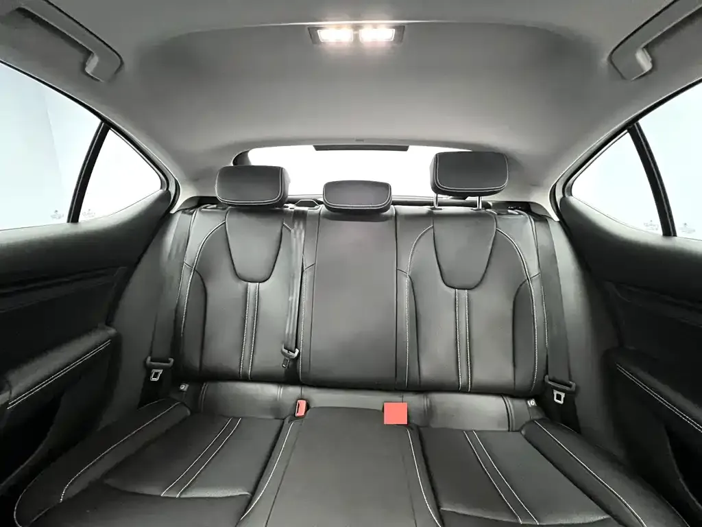 Skoda Octavia — фото 6