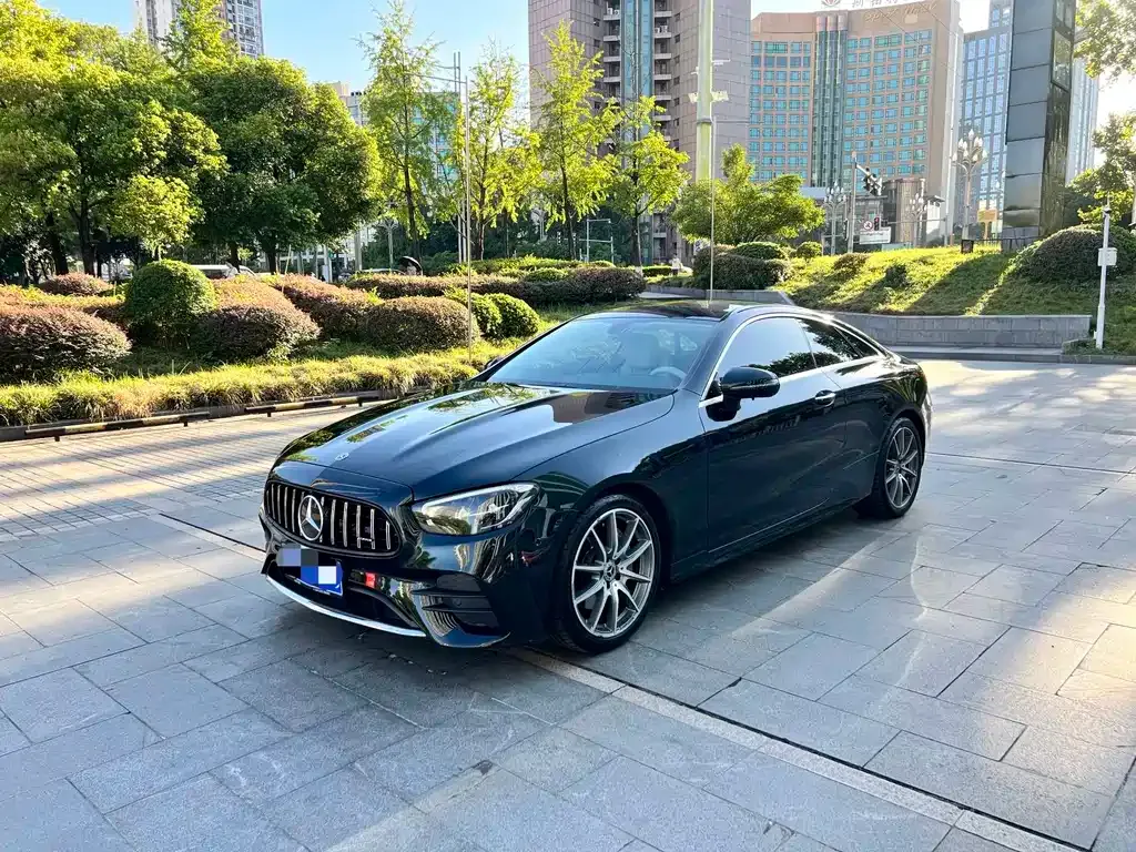 Mercedes-Benz E-Class (Import) — фото 1