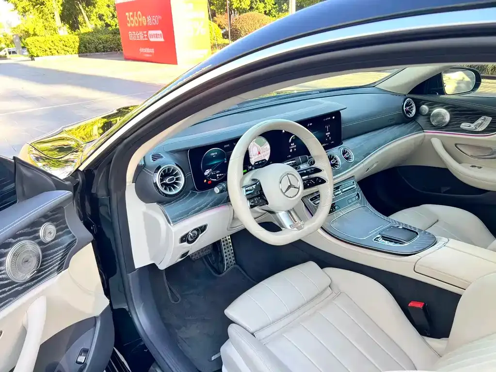 Mercedes-Benz E-Class (Import) — фото 4