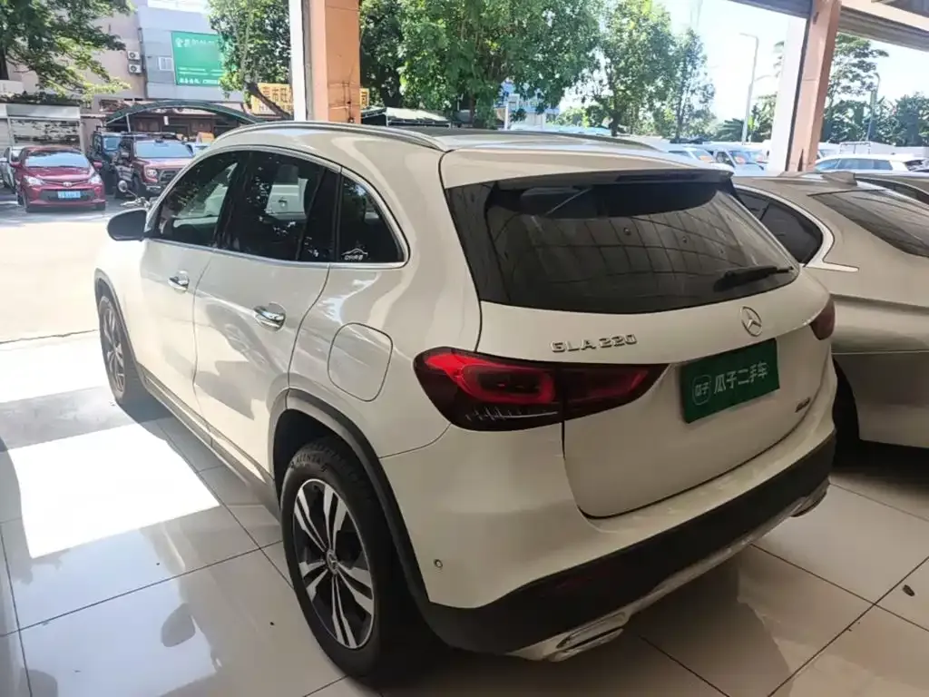 Mercedes-Benz GLA — фото 7