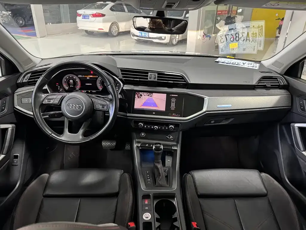 Audi Q3 Sportback — фото 7