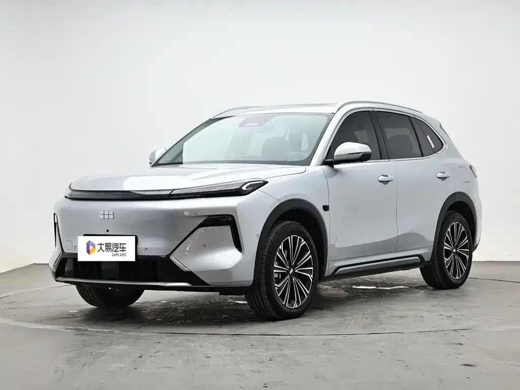 Geely Galaxy Xingjian 7 — фото 1