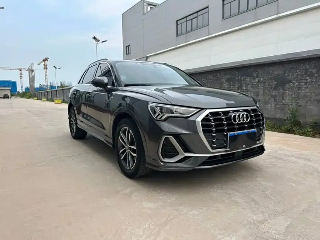 Audi Q3 — фото 4