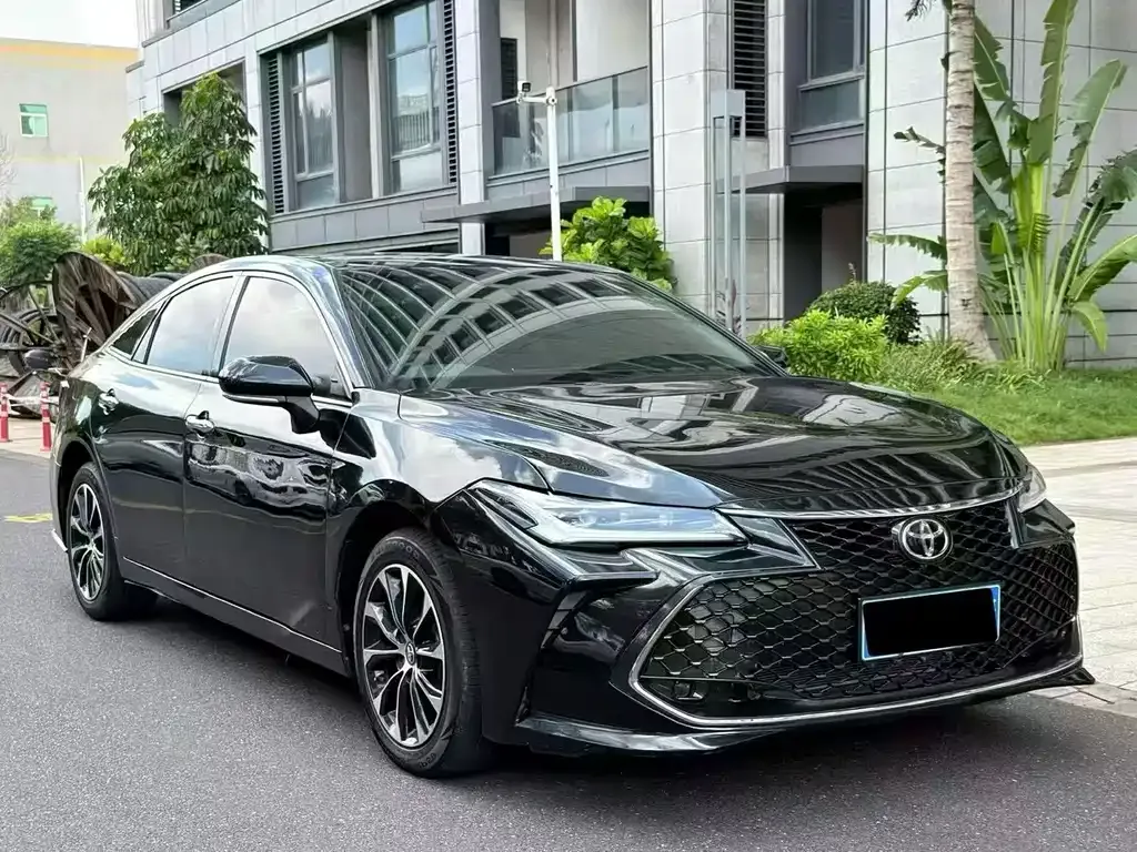 Toyota Avalon — фото 4