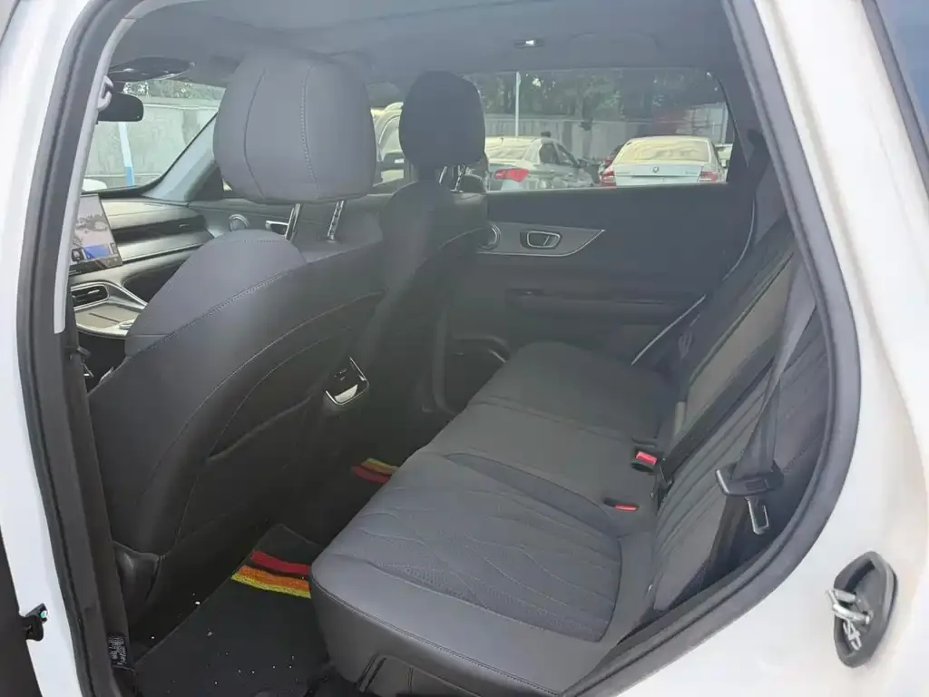 Chery Tiggo 8 PLUS — фото 10