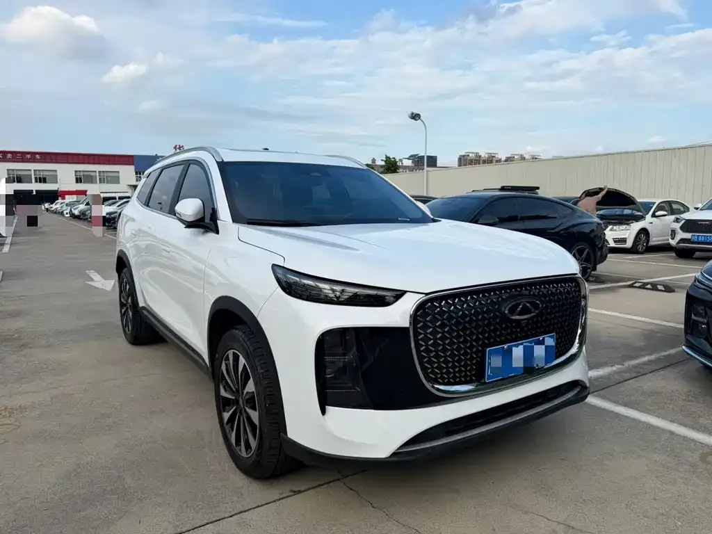 Chery Tiggo 8 PLUS — фото 7