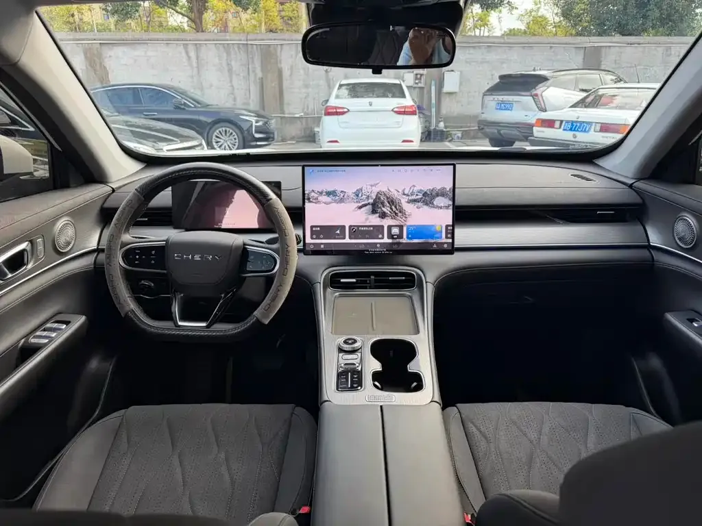 Chery Tiggo 8 PLUS — фото 9