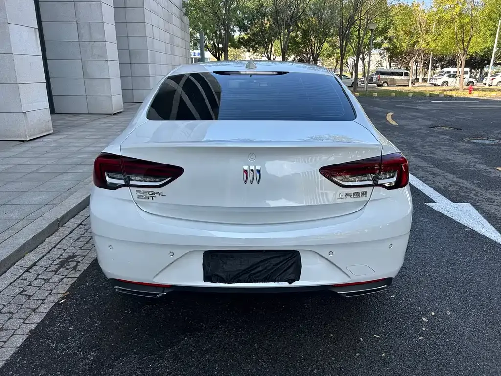 Buick Regal — фото 9