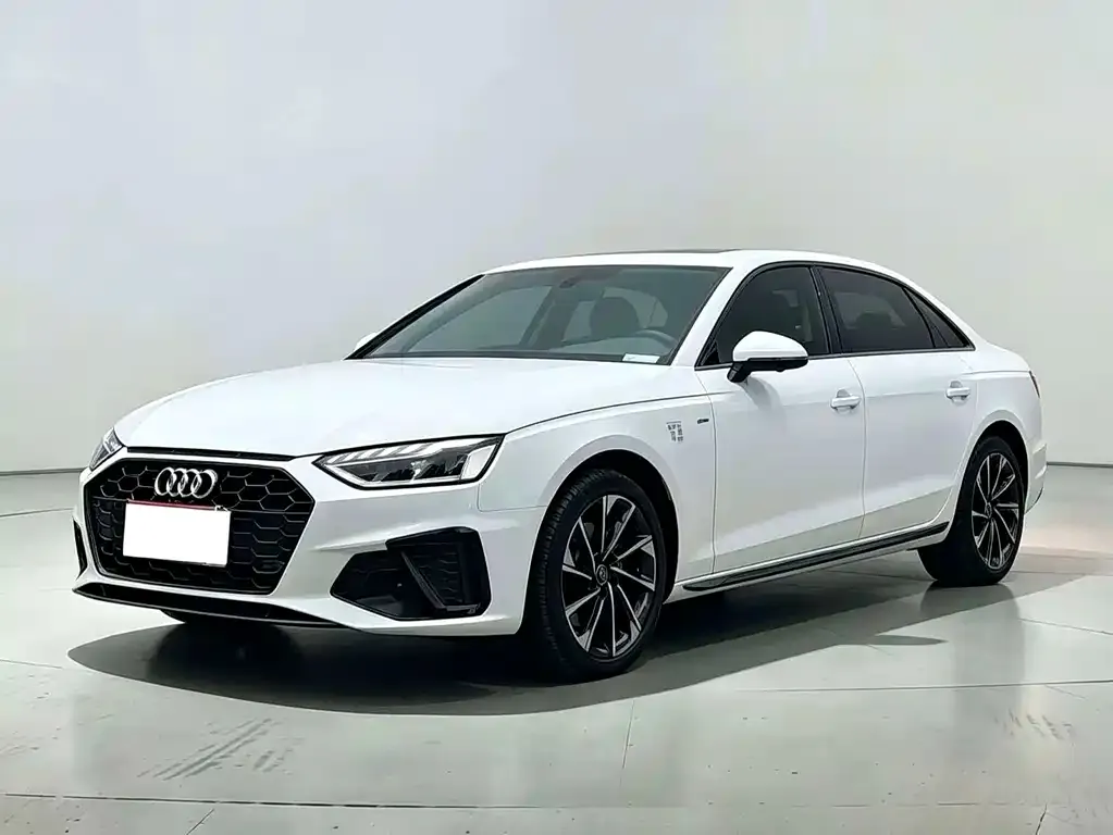 Audi A4L — фото 1