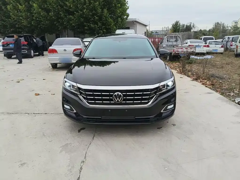 Volkswagen Passat — фото 6