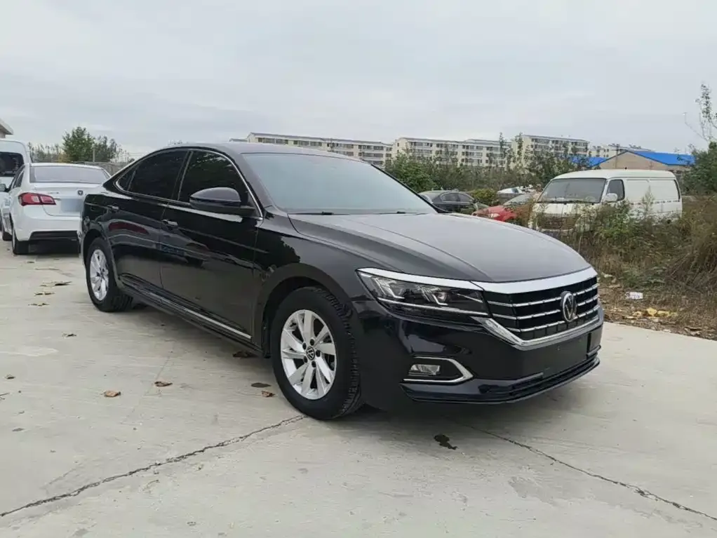 Volkswagen Passat — фото 4