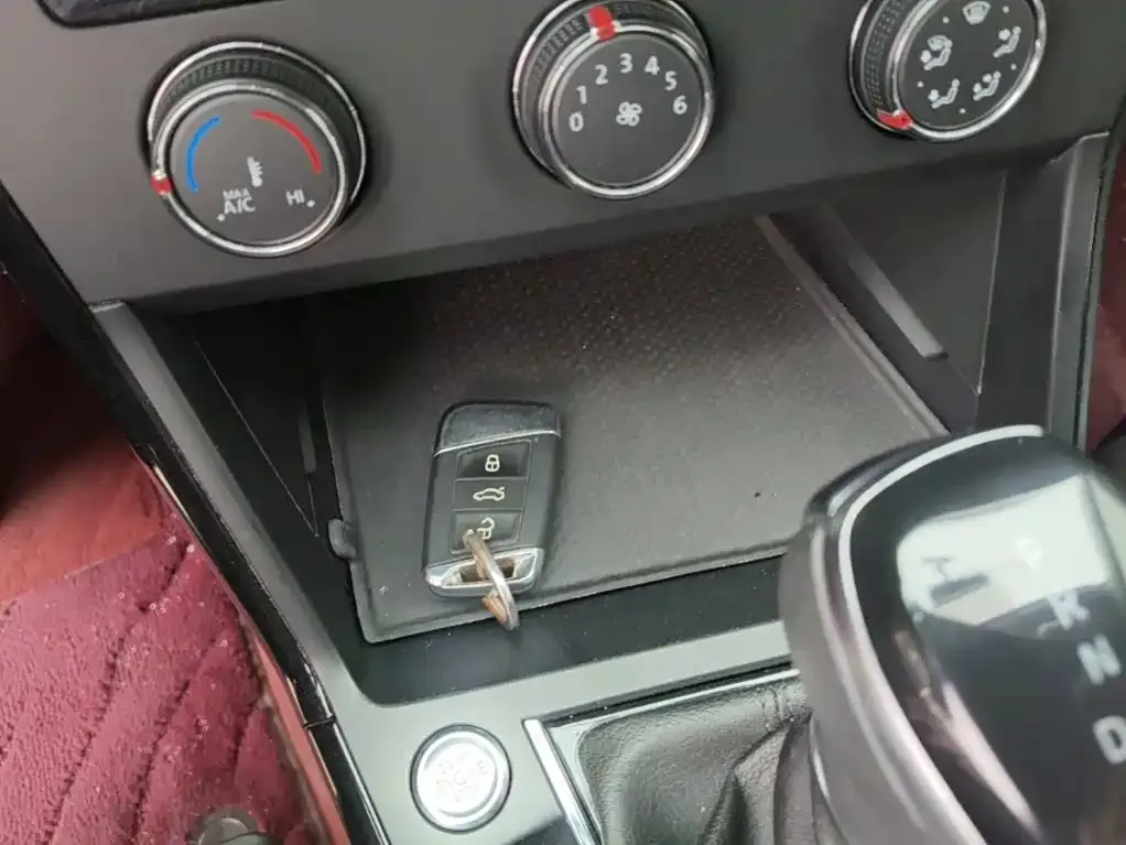 Volkswagen Passat — фото 3