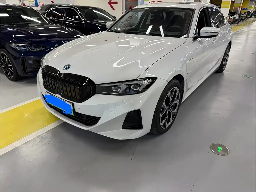 BMW i3 — фото 1