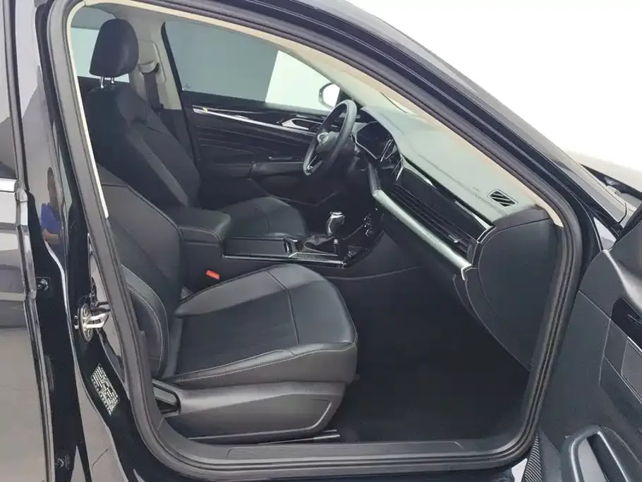 Volkswagen Passat — фото 5