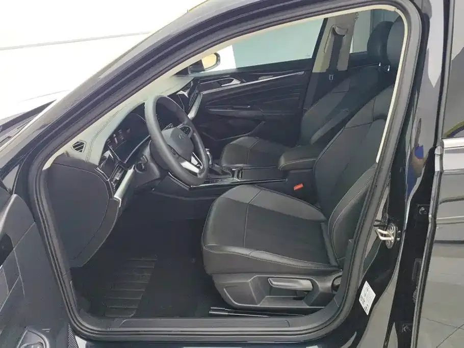 Volkswagen Passat — фото 6