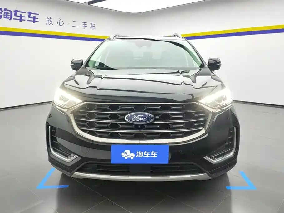 Ford Edge — фото 4