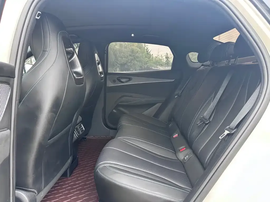 BYD Seal 06 — фото 10