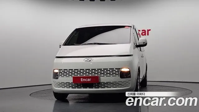 Hyundai Staria — фото 3