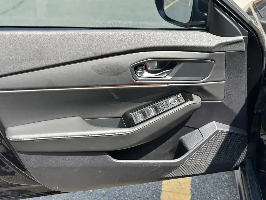 Honda Accord — фото 8