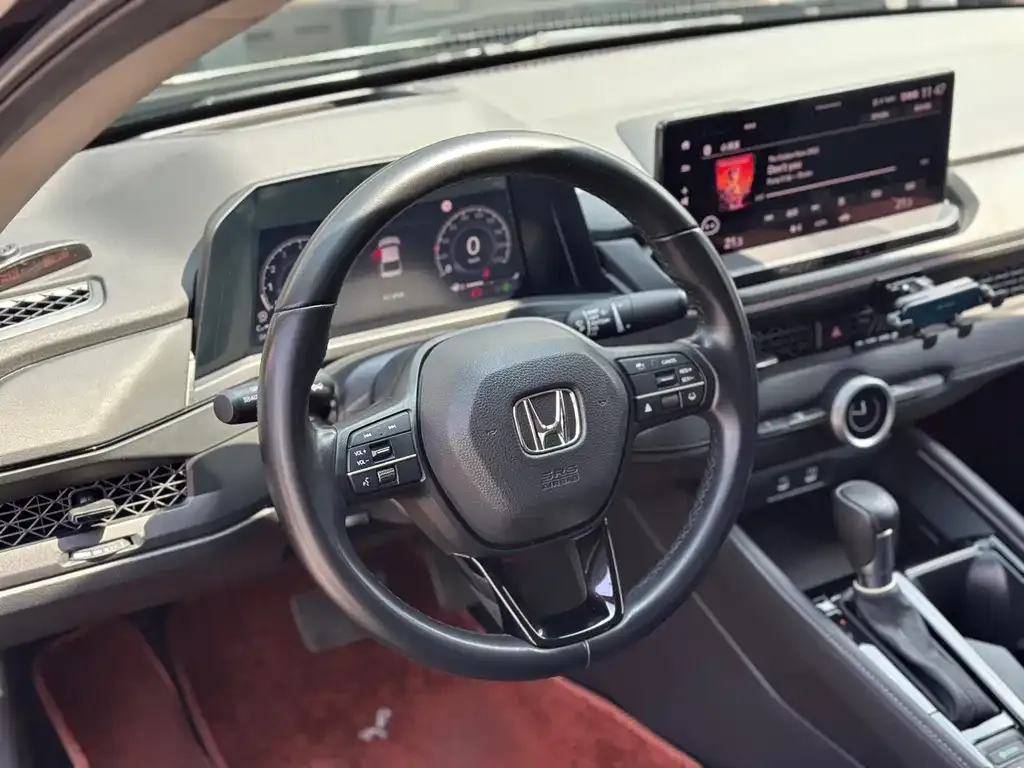 Honda Accord — фото 3