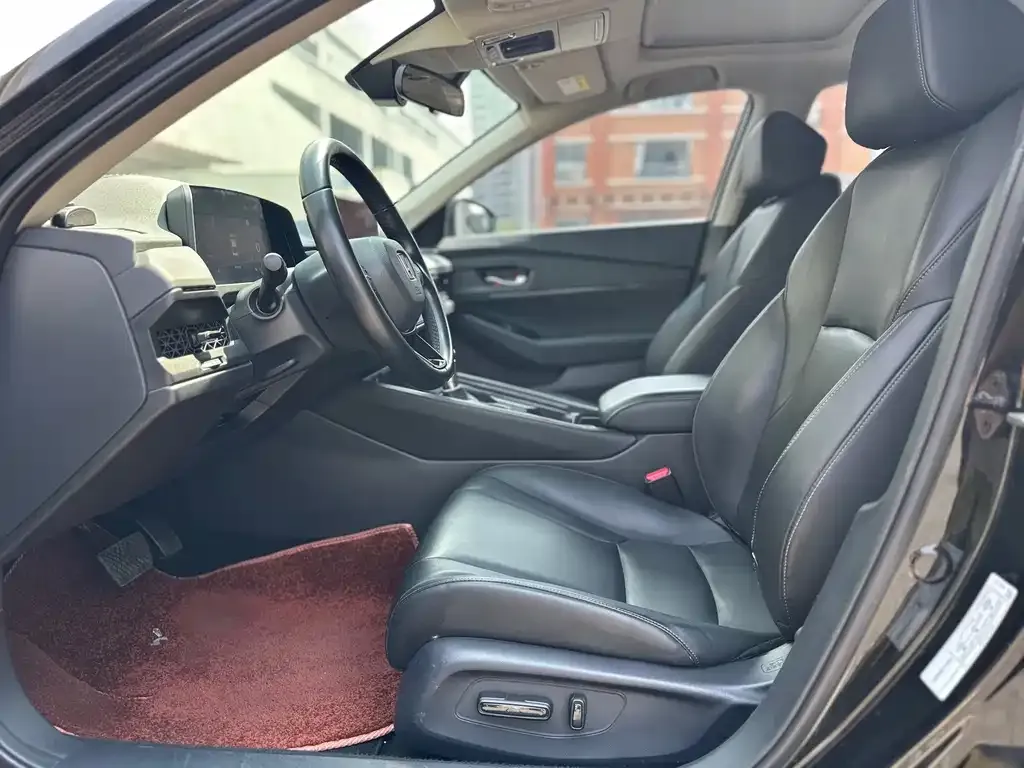 Honda Accord — фото 6