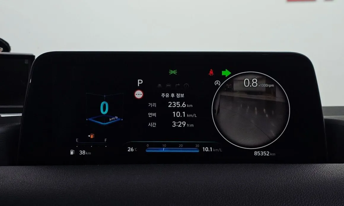Hyundai Staria — фото 2