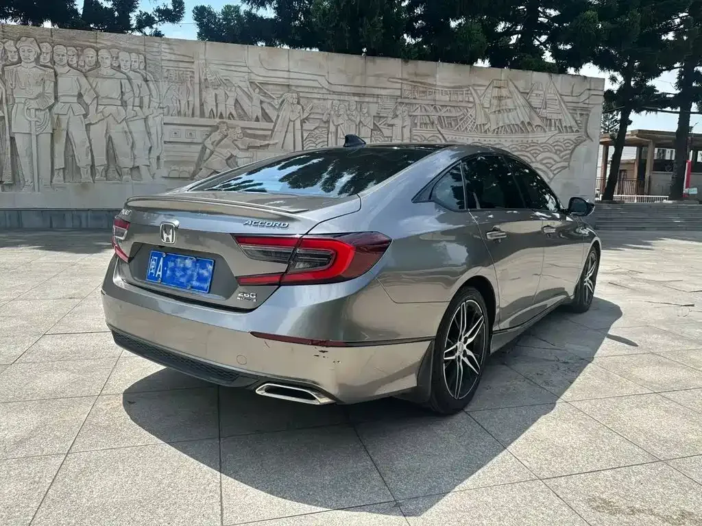 Honda Accord — фото 5
